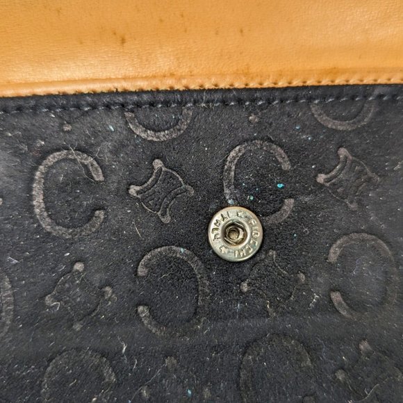 Beautiful Céline Vintage Monogram Black Suede Leather Bi-Fold Snap Wallet M/00/1 - Picture 11 of 14